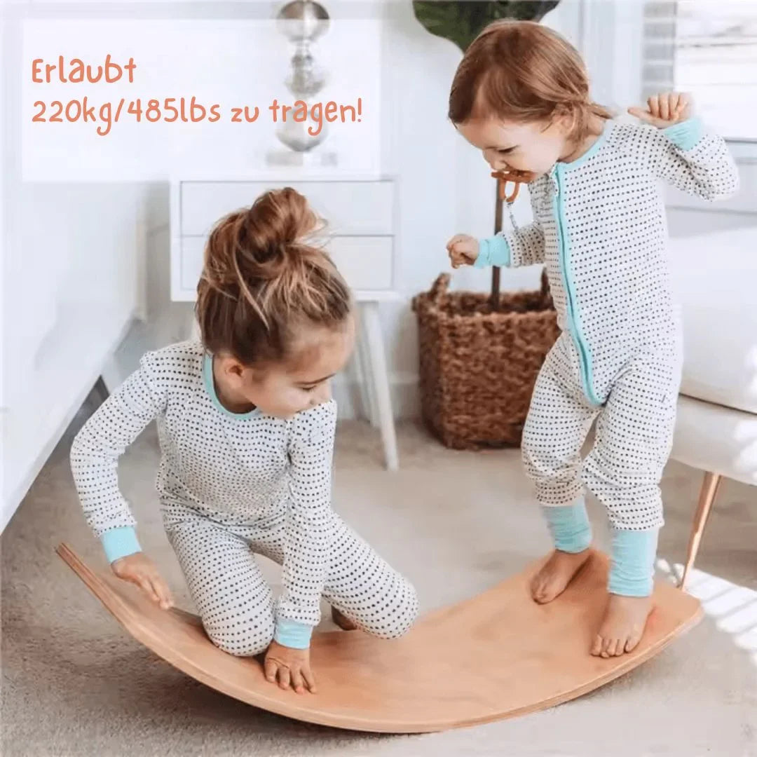 BalancePlay– Drewniana deska równoważna dla dzieci powyżej 18 lat – stymuluje równowagę, siłę mięśni i kreatywną zabawę