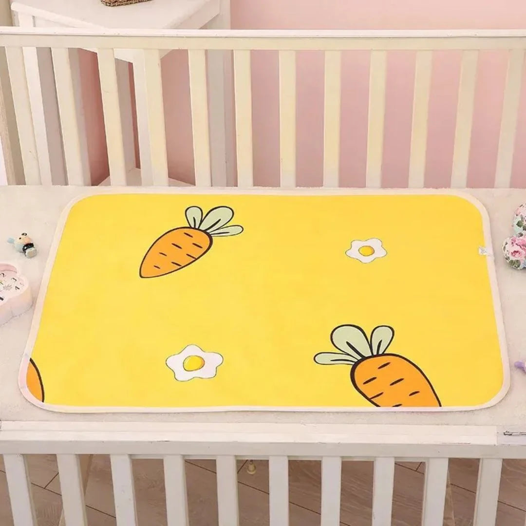 SnugglyNest™ – wodoodporna mata do przewijania dla dzieci w wieku 0+ – utrzymuje łóżko w suchości