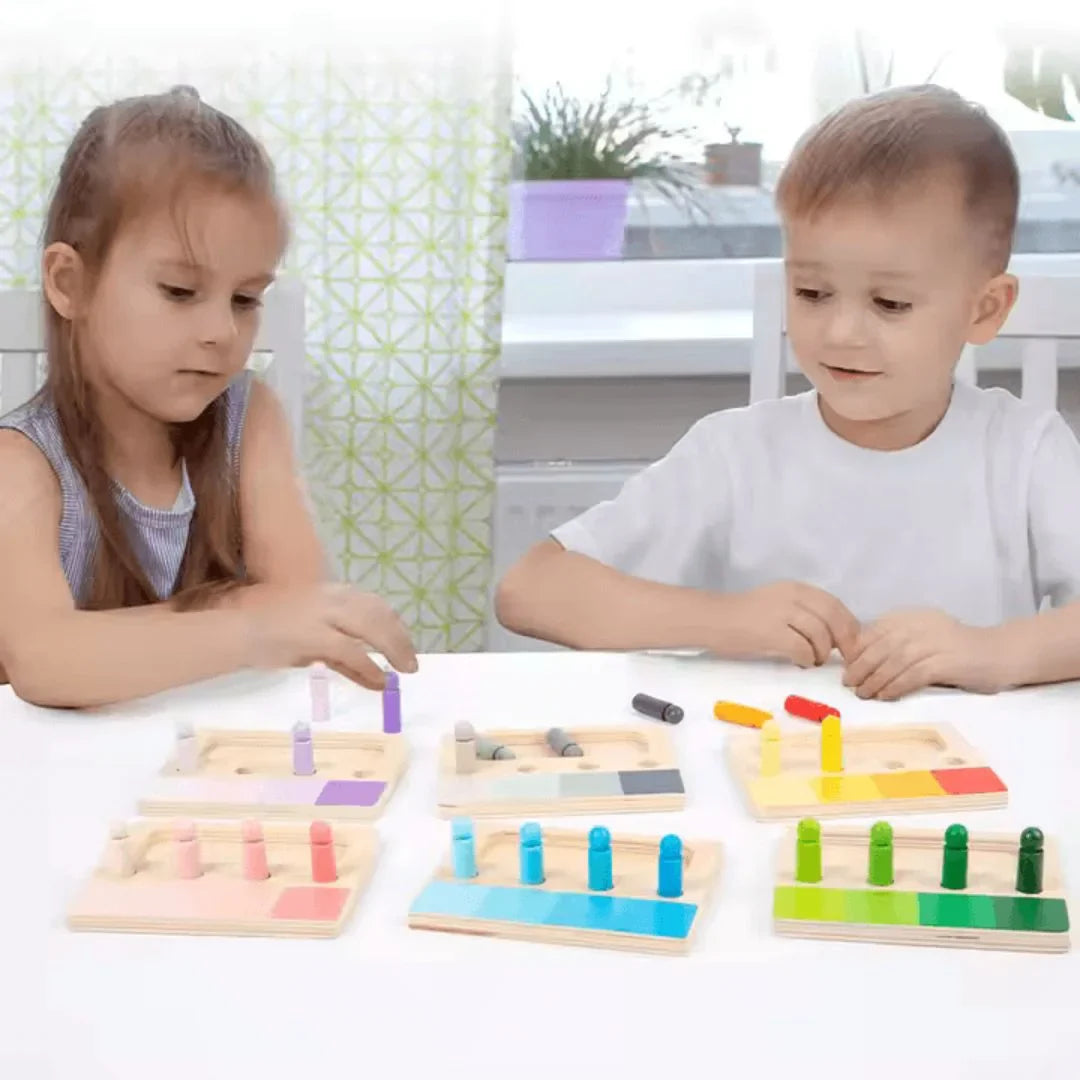 RainbowMatchers – tablica edukacyjna Montessori dla dzieci w wieku 3+ lat – rozwija umiejętności motoryczne