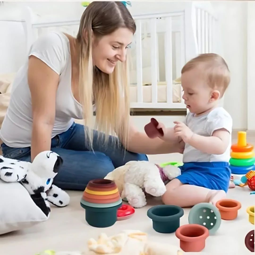 NestieCups – Montessori – Kubeczki do układania w stosy dla dzieci od 1 roku życia – wspomagają rozwój małej motoryki i wczesnej orientacji przestrzennej