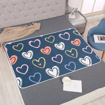 SnugglyNest™ – wodoodporna mata do przewijania dla dzieci w wieku 0+ – utrzymuje łóżko w suchości