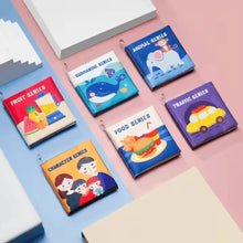 PlayfulPages– Książeczka z grzechotkami dla dzieci w wieku 0+ – stymuluje rozwój sensoryczny